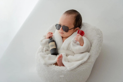 沙洋宝宝额头高聪明有福气